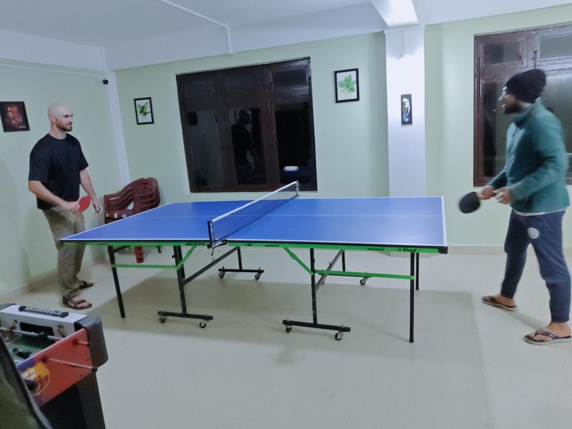 Xtsy Travellers Hostel شيلونغ المظهر الخارجي الصورة