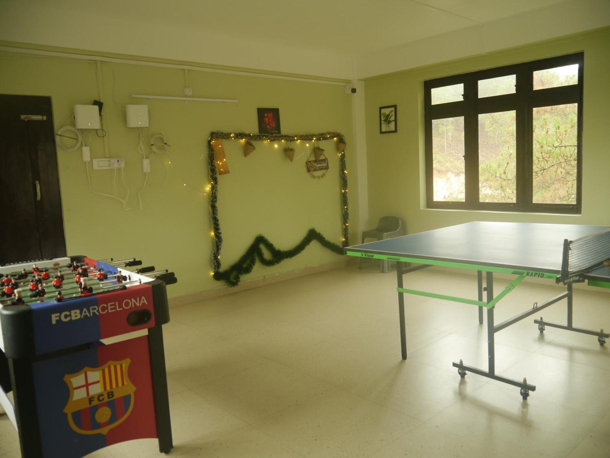 Xtsy Travellers Hostel شيلونغ المظهر الخارجي الصورة